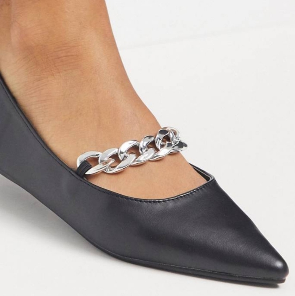 Z_Code_Z Flat Shoes With Chunky Chain - Picture 3 of 10